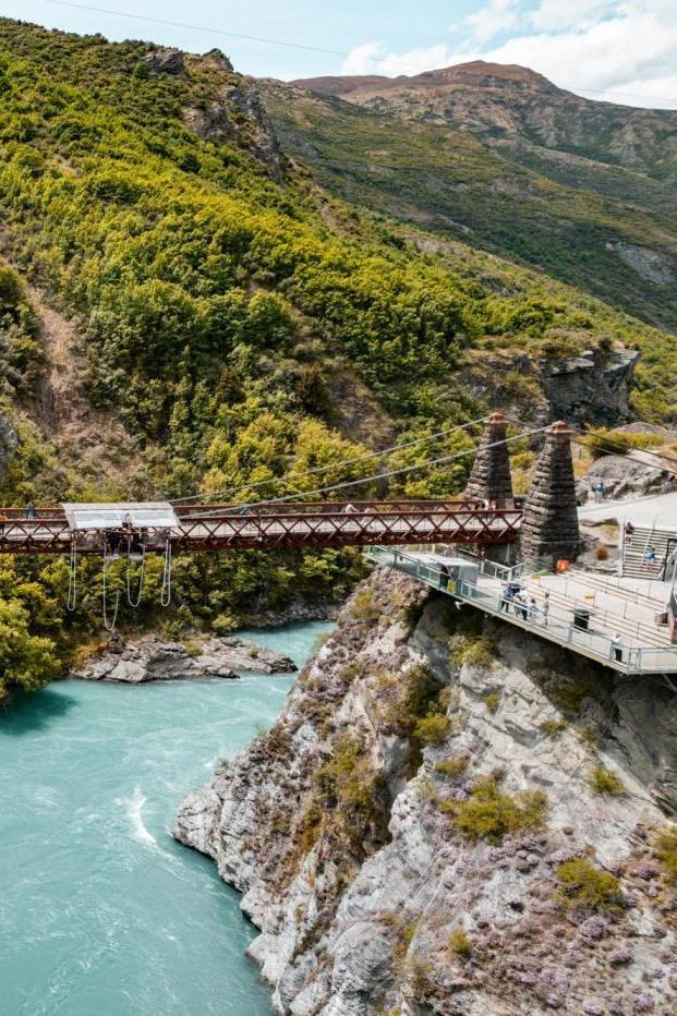 Kawarau Suspension Bridge